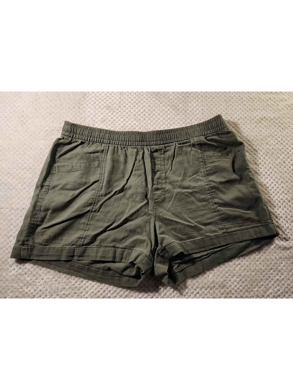Old Navy Linen-Blend Olive Elastic-Waist Athletic Shorts
